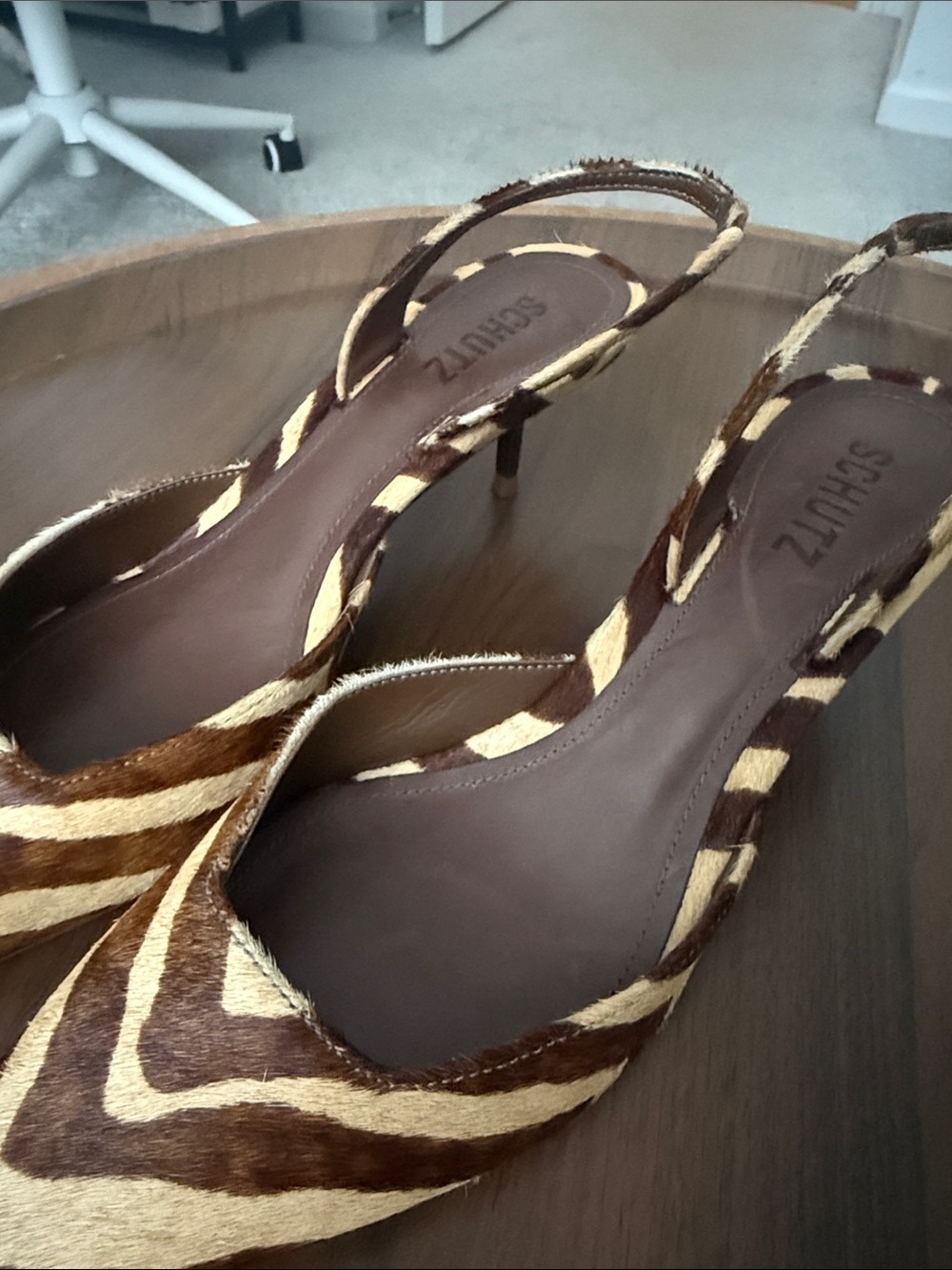 NEVER WORN: SCHUTZ Paola - Brown and Cream Zebra-Print Slingback Pointed Pumps - Picture 5 of 5